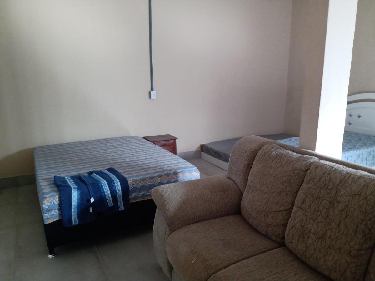 Casa Conceito Aberto Aconchegante, Perto De E Com Garagem 64m2 *